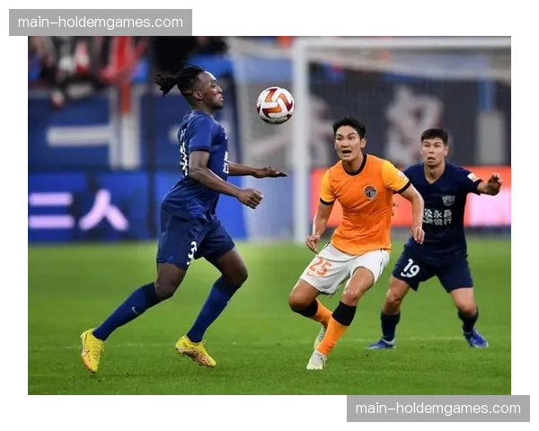 实时：沧州雄狮1-0领先青岛西海岸，外援奥斯卡点射破门